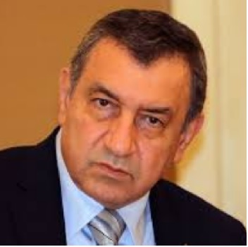 أ.د. عصام شرف 